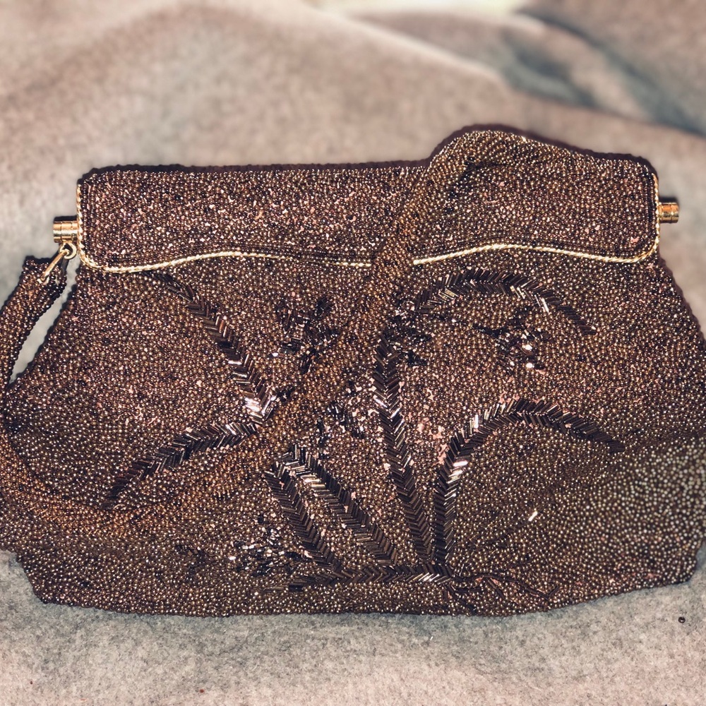 Purse - Picture 2 of 4